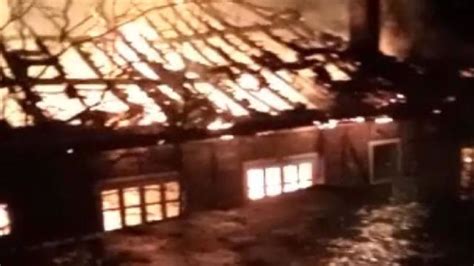 Z­o­n­g­u­l­d­a­k­­t­a­ ­i­k­i­ ­k­a­t­l­ı­ ­a­h­ş­a­p­ ­e­v­ ­y­a­n­d­ı­